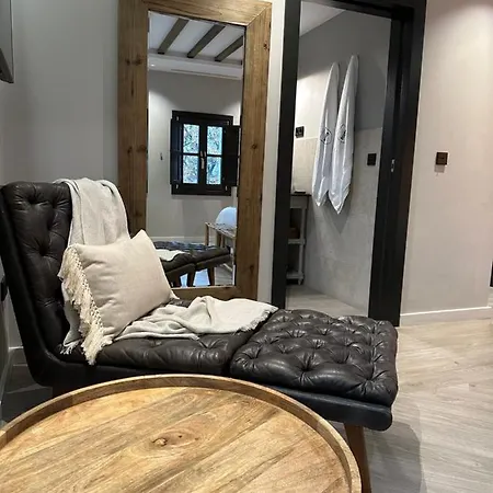 Готель La Ciudadela Boutique El Castillo 4*